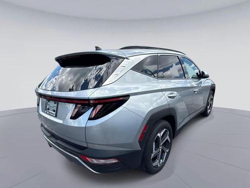 Shimmering Silver 2023 Hyundai TUCSON Limited