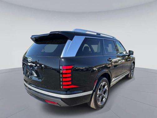 Abyss Black Pearl 2026 Hyundai Palisade Hybrid Limited