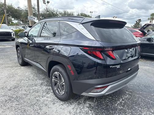 2025 Hyundai TUCSON Hybrid Blue