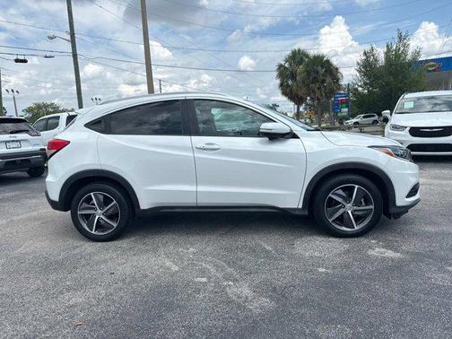 2021 Honda HR-V EX