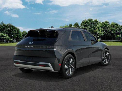 2025 Hyundai IONIQ 5 SEL