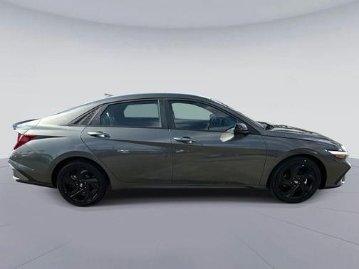 2026 Hyundai ELANTRA Sport