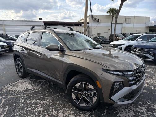 2026 Hyundai TUCSON Hybrid SEL