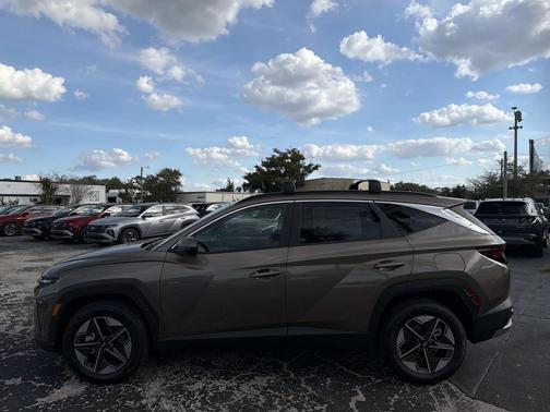 2026 Hyundai TUCSON Hybrid SEL