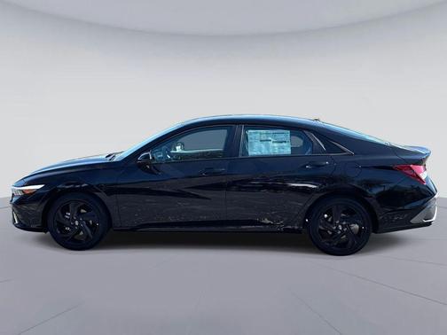 2026 Hyundai ELANTRA Sport