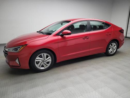 Red 2020 Hyundai ELANTRA SEL