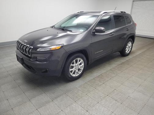 Granite Crystal Metallic Clearcoat 2015 Jeep Cherokee Latitude