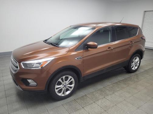 Ruby Red Metallic Tinted Clearcoat 2017 Ford Escape SE