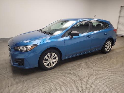 Blue 2019 Subaru Impreza 2.0i