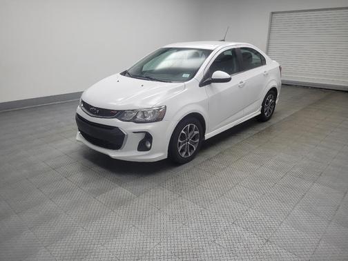 Summit White 2018 Chevrolet Sonic LT