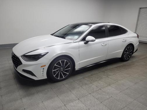 Quartz White 2021 Hyundai SONATA Limited