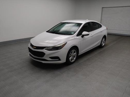 Summit White 2016 Chevrolet Cruze LT Auto