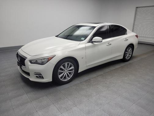 2015 INFINITI Q50 Premium