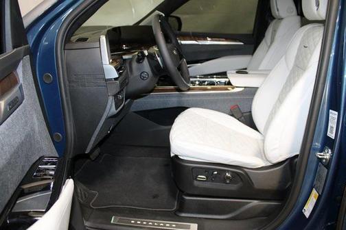 2026 Cadillac Escalade Sport Platinum