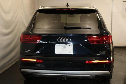2017 Audi Q7 3.0T Prestige