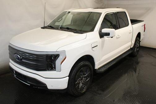 2022 Ford F-150 Lightning LARIAT