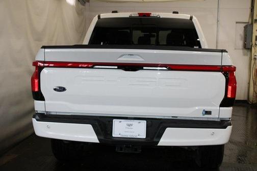 2022 Ford F-150 Lightning LARIAT