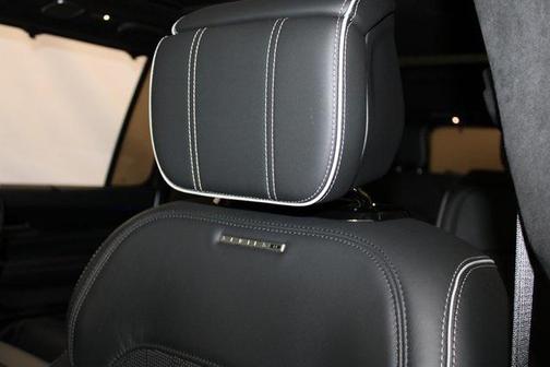 2024 Jeep Grand Wagoneer Series II 4x4