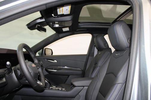 2025 Cadillac XT4 Sport