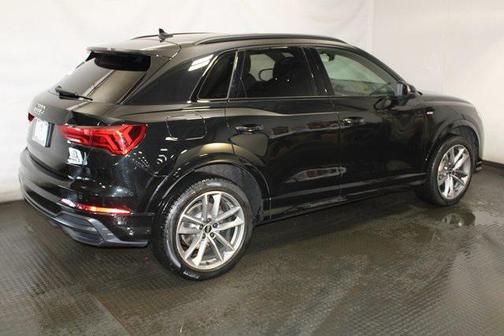 2022 Audi Q3 45 S line Premium Plus