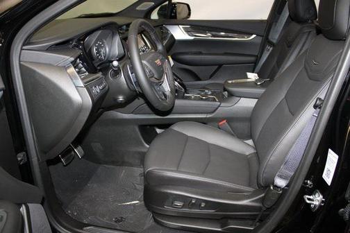 2026 Cadillac XT5 Sport