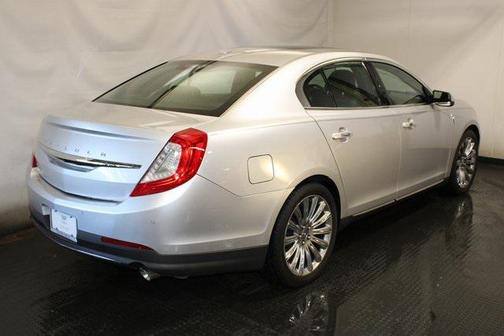 2015 Lincoln MKS Base