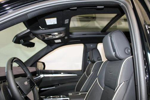 2025 Cadillac Escalade Sport