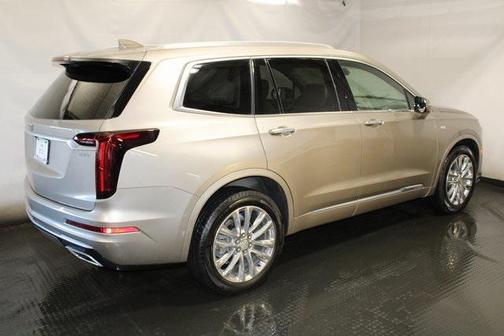 2022 Cadillac XT6 Premium Luxury AWD