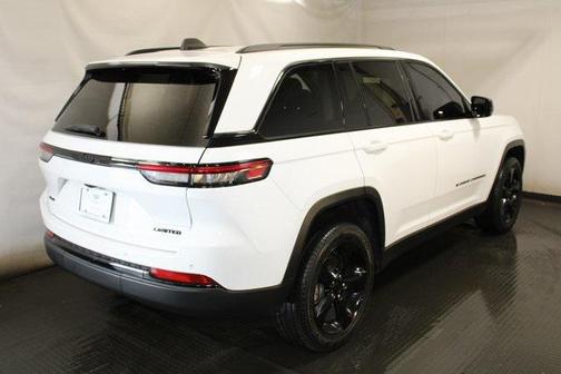 2023 Jeep Grand Cherokee Limited X