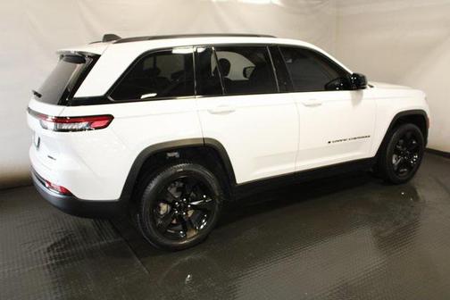 2023 Jeep Grand Cherokee Limited X