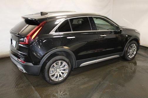 2021 Cadillac XT4 Premium Luxury