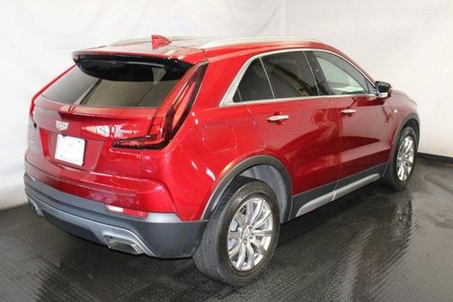 2023 Cadillac XT4 Premium Luxury