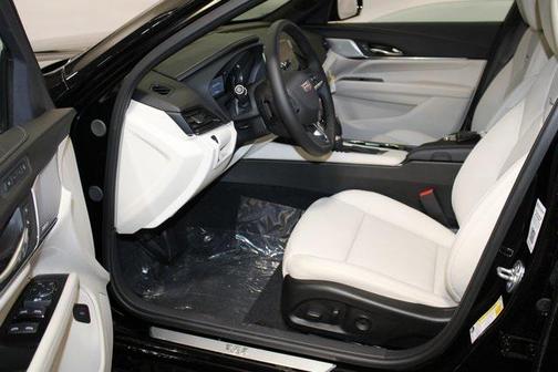 2025 Cadillac CT4 Premium Luxury RWD
