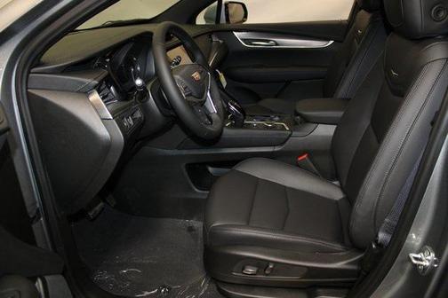 2025 Cadillac XT5 Luxury