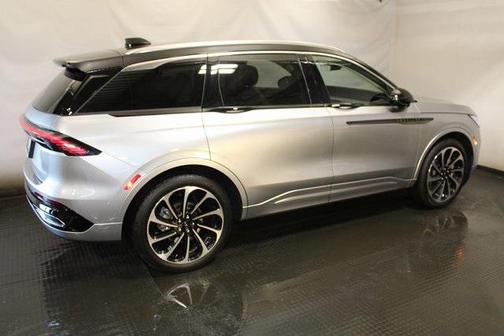 2024 Lincoln Nautilus Black Label