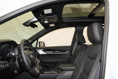 2025 Cadillac XT6 Premium Luxury AWD