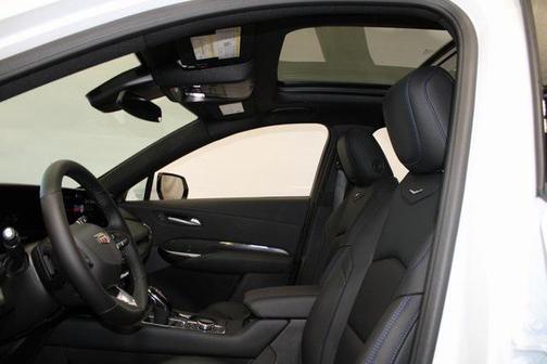 2025 Cadillac XT4 Sport