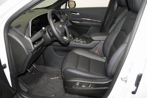2025 Cadillac XT4 Sport