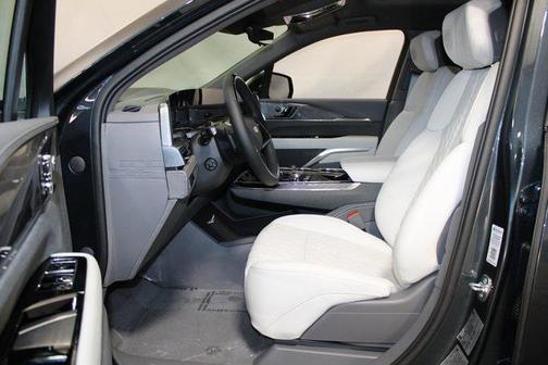 2025 Cadillac Escalade IQ Luxury 1