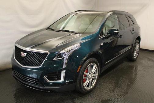 2025 Cadillac XT5 Sport