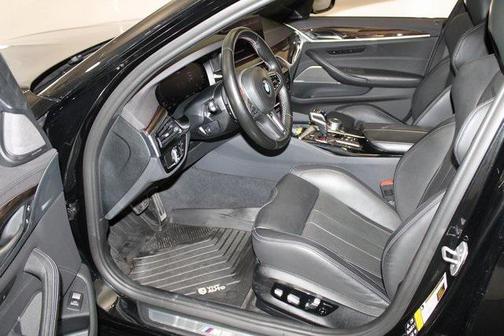 2022 BMW M5 Base