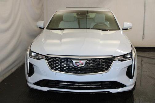 2022 Cadillac CT4 Premium Luxury