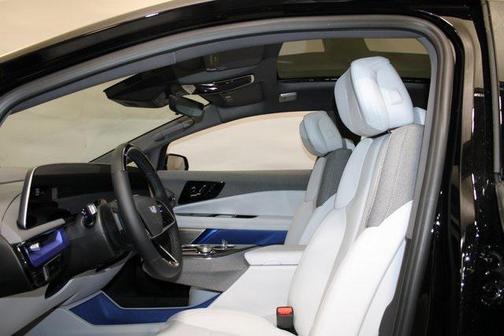 2026 Cadillac OPTIQ Luxury