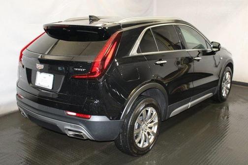 2022 Cadillac XT4 Premium Luxury
