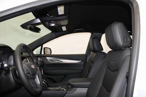 2025 Cadillac XT5 Luxury