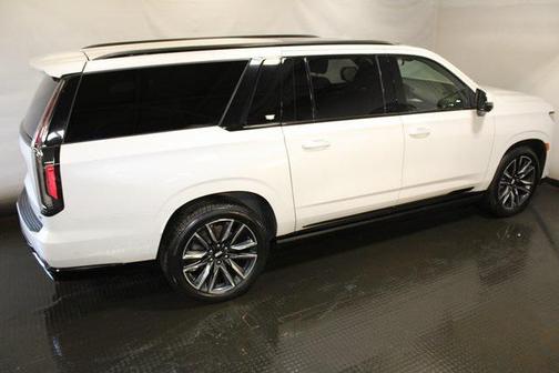 2022 Cadillac Escalade ESV Sport