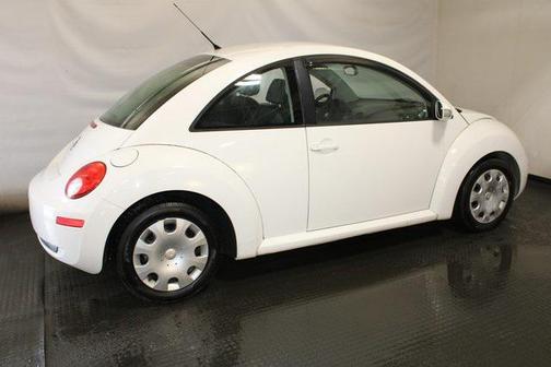2010 Volkswagen New Beetle 2.5L