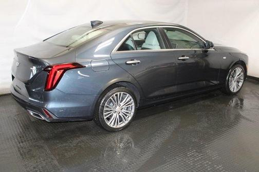 2025 Cadillac CT4 Premium Luxury RWD