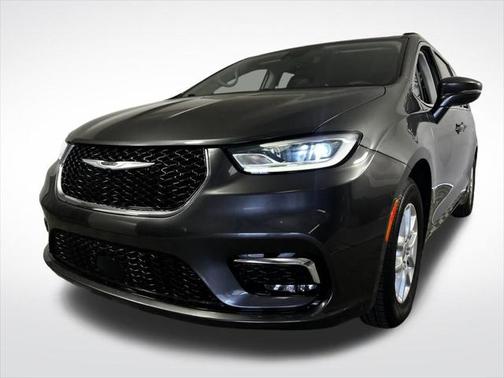 2022 Chrysler Pacifica Hybrid Touring L