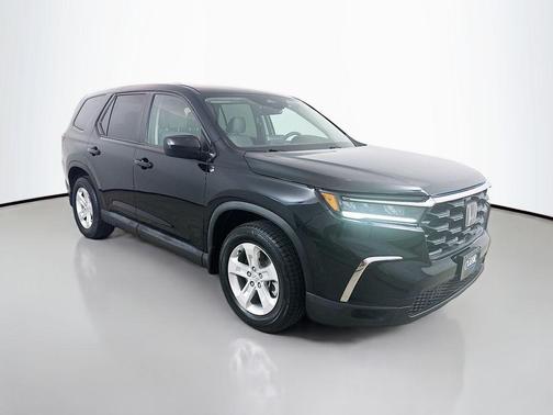 2023 Honda Pilot AWD LX